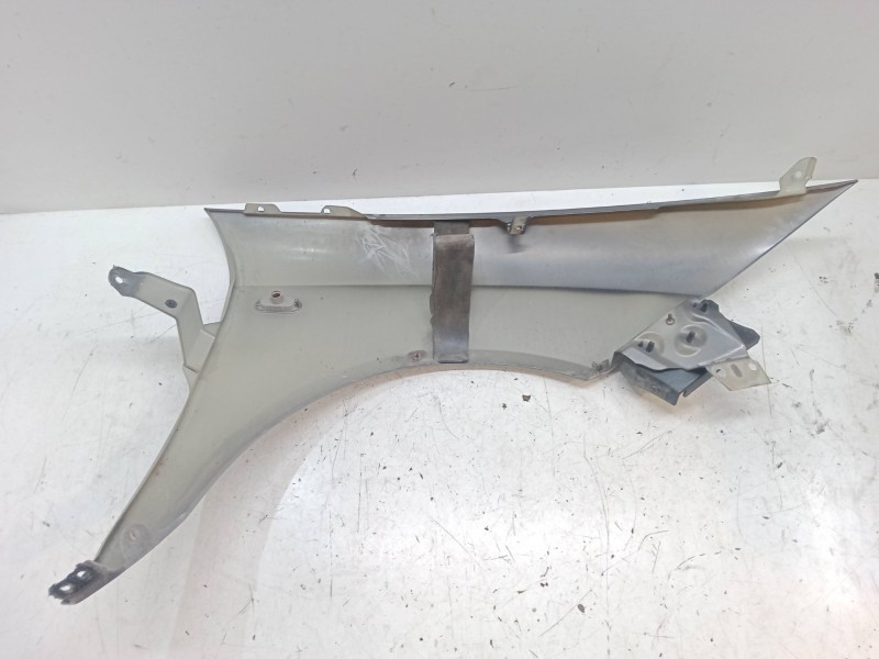 Recambio de aleta delantera izquierda para seat toledo iii (5p2) 2.0 fsi referencia OEM IAM   