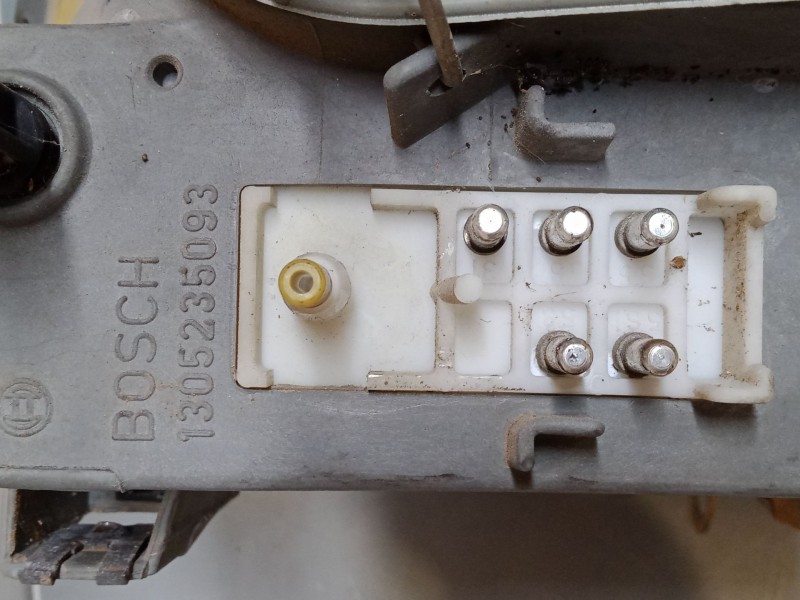 Recambio de faro izquierdo para mercedes-benz 124 sedán (w124) 230 e (124.023) referencia OEM IAM 1248201159 CONECTOR CON 5 TERM