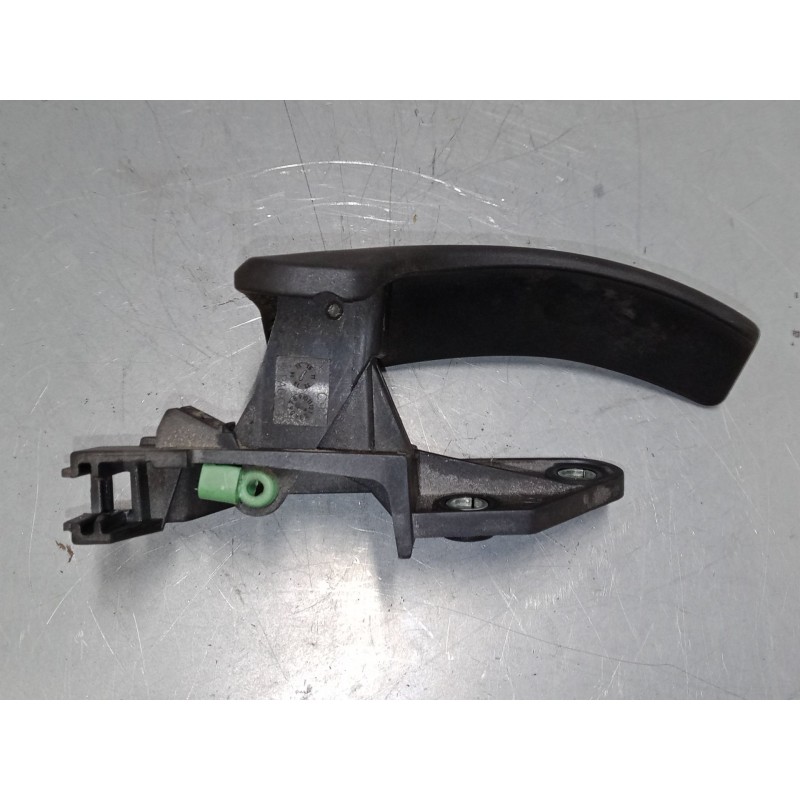 Recambio de maneta interior puerta delantera derecha para peugeot box bus17 l4h2 160 box bus17 l4h2 160 referencia OEM IAM   