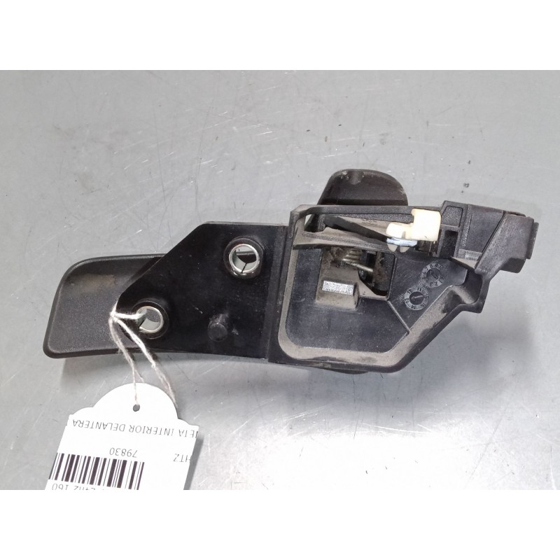 Recambio de maneta interior delantera izquierda para peugeot box bus17 l4h2 160 box bus17 l4h2 160 referencia OEM IAM   