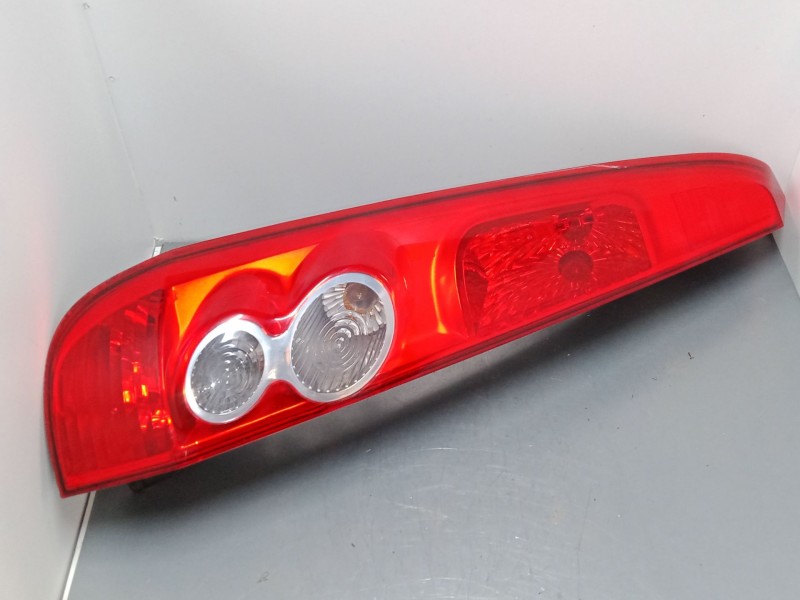 Recambio de piloto trasero izquierdo para ford fiesta v (jh_, jd_) 1.4 16v referencia OEM IAM 6S6113A603AG   Recambio de piloto trasero izquierdo para ford fiesta v (jh_, jd_) 1.4 16v referencia OEM IAM 6S6113A603AG