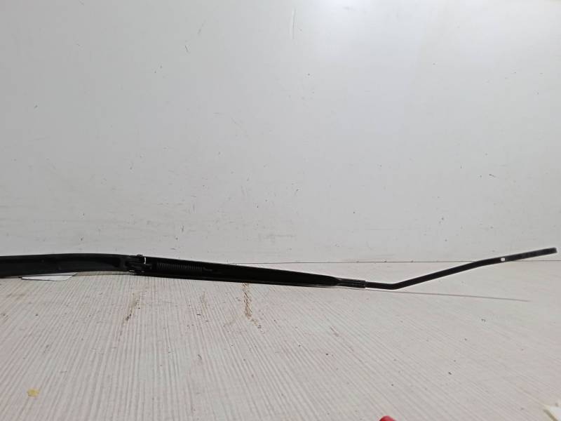 BRAZO LIMPIA DELANTERO IZQUIERDO 