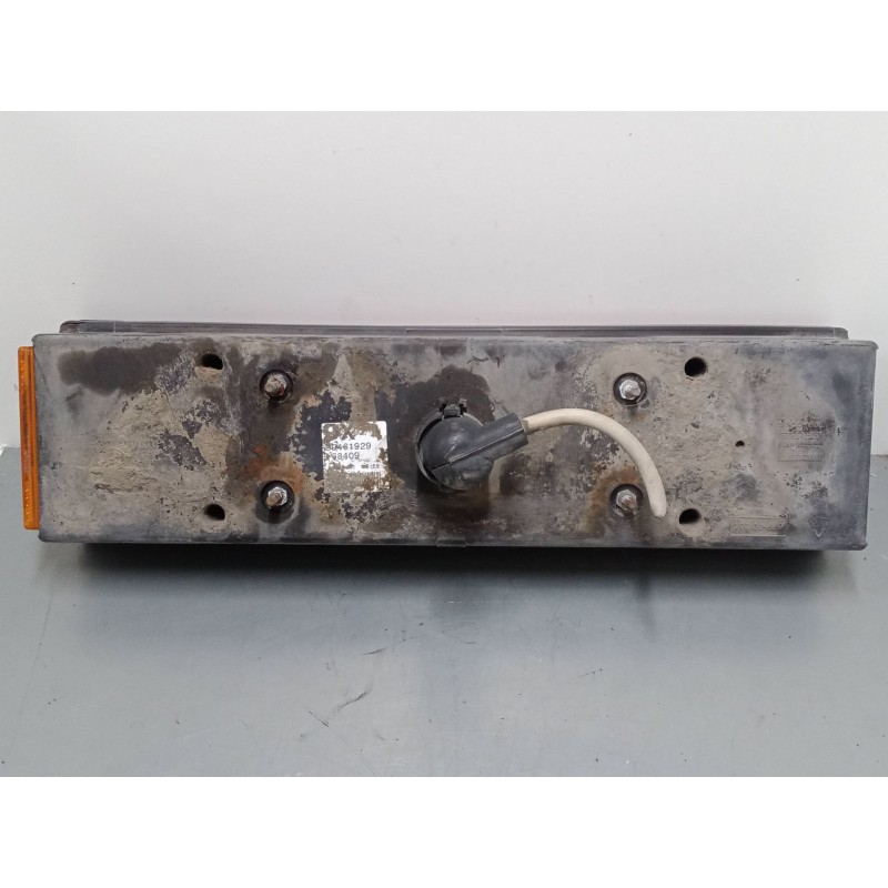 Recambio de piloto trasero derecho para iveco stralis ad 260 s 36 y/ps euro5 ad260s36y ps referencia OEM IAM 99461929   Recambio de piloto trasero derecho para iveco stralis ad 260 s 36 y/ps euro5 ad260s36y ps referencia OEM IAM 99461929