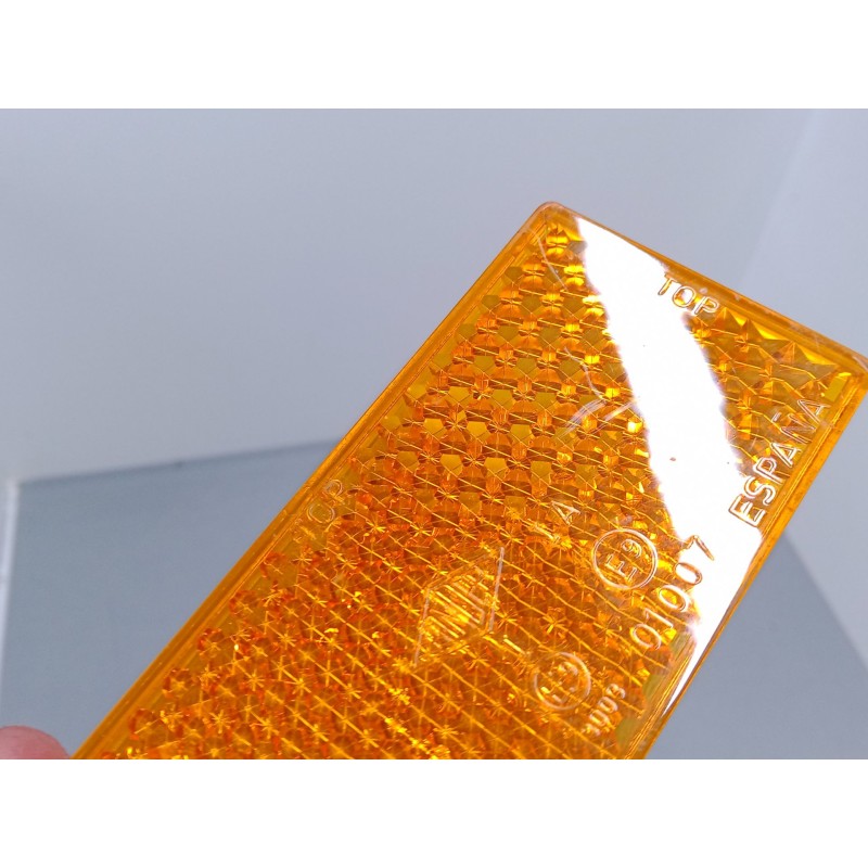 Recambio de catadioptrico trasero derecho para iveco stralis ad 260 s 36 y/ps euro5 ad260s36y ps referencia OEM IAM   