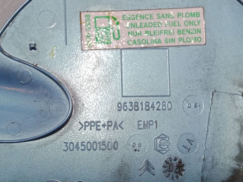 Recambio de tapa exterior combustible para citroën c3 i (fc_, fn_) 1.4 i referencia OEM IAM   