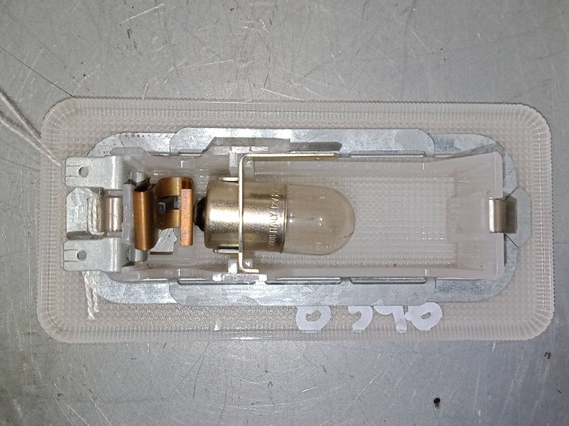 Recambio de luz interior delantera para ford ka (rb_) 1.3 i referencia OEM IAM    Recambio de luz interior delantera para ford ka (rb_) 1.3 i referencia OEM IAM