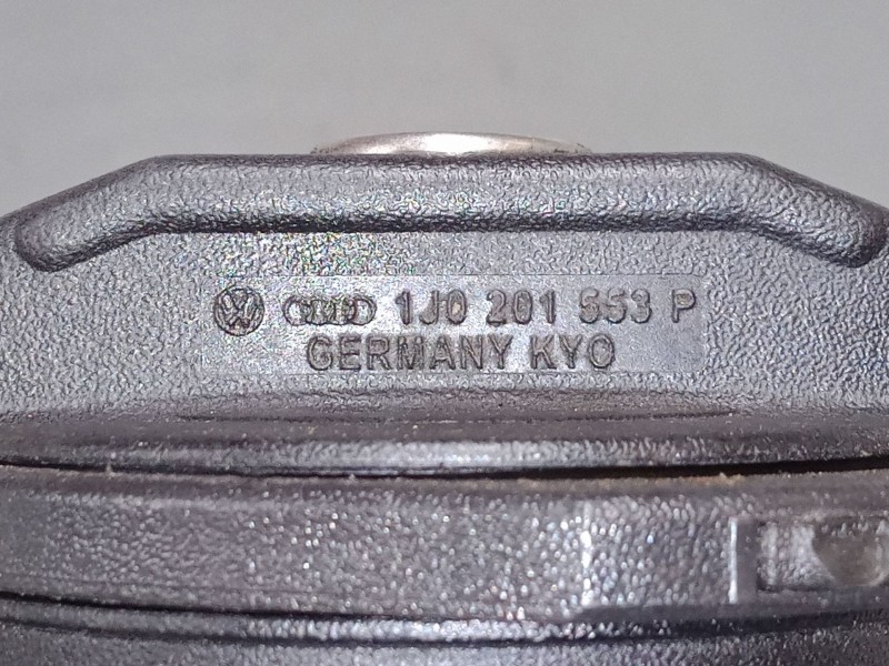 Recambio de tapon combustible para seat cordoba (6l2) 1.9 tdi referencia OEM IAM 1J0201553P  