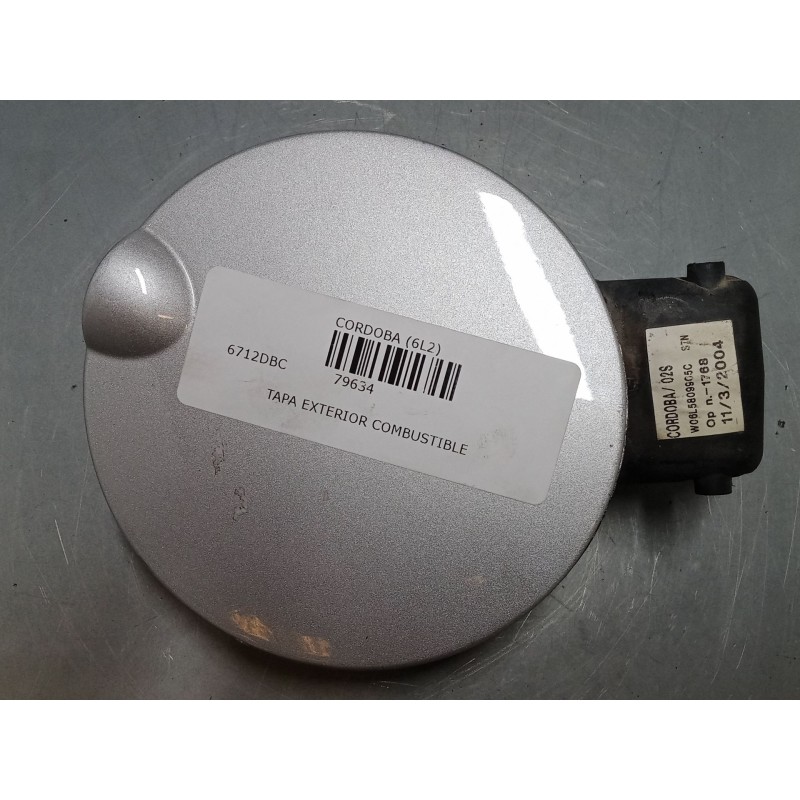 Recambio de tapa exterior combustible para seat cordoba (6l2) 1.9 tdi referencia OEM IAM   