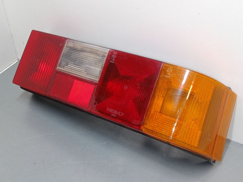 Recambio de piloto trasero derecho para seat fura (25a) 1.4 referencia OEM IAM   