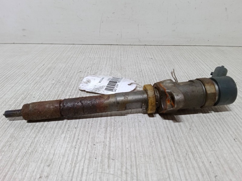 Recambio de inyector para ford focus ii (da_, hcp, dp) 1.6 tdci referencia OEM IAM 0445110239  