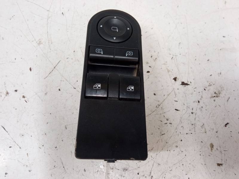 MANDO ELEVALUNAS DELANTERO IZQUIERDO 13228706 
