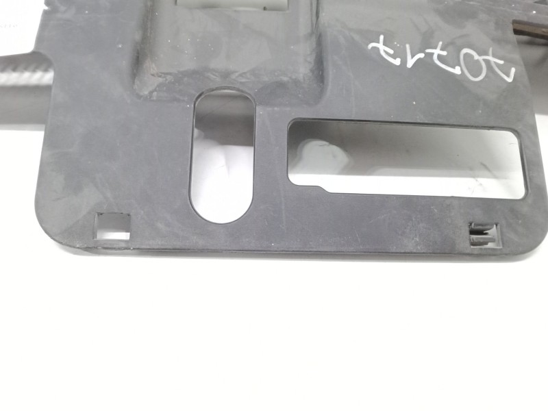 Recambio de rejillas capo para volkswagen polo (9n_, 9a_) 1.4 tdi referencia OEM IAM   