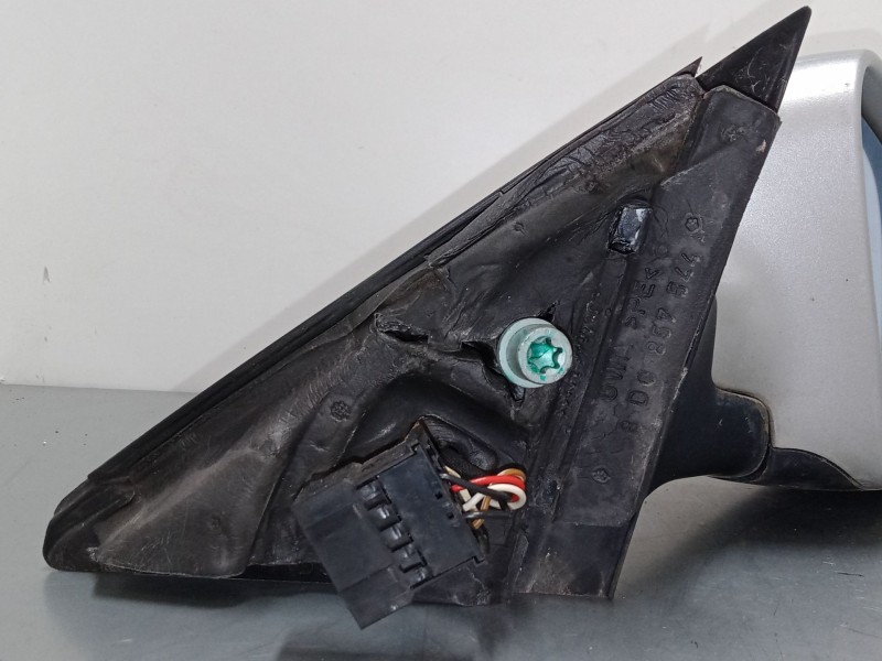 Recambio de retrovisor electrico derecho para audi a4 b5 (8d2) 1.8 referencia OEM IAM    Recambio de retrovisor electrico derecho para audi a4 b5 (8d2) 1.8 referencia OEM IAM