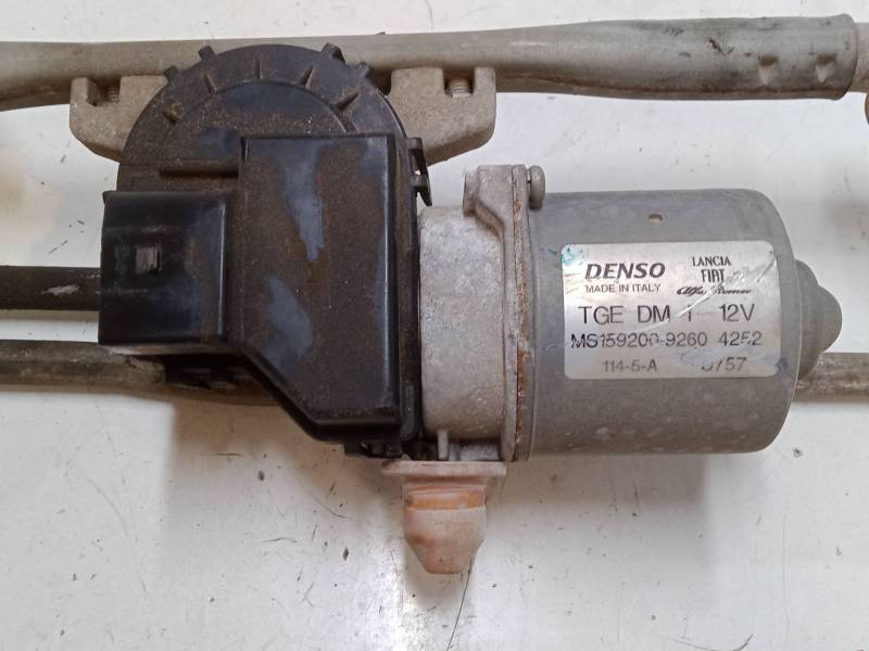 MOTOR LIMPIA DELANTERO 