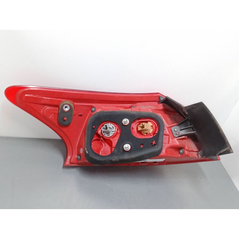 Recambio de piloto trasero izquierdo para mitsubishi lancer viii (cy_a, cz_a) 1.5 referencia OEM IAM 22087977  