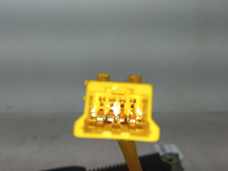 Recambio de anclaje con pretensor delantero derecho para honda civic vii sedán (es, et) 1.3 ima (ed9, es9) referencia OEM IAM Ao