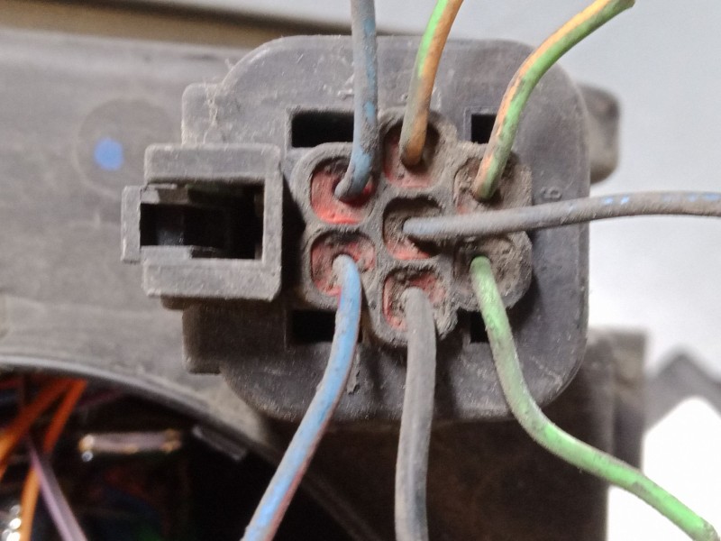 Recambio de faro derecho para ford tourneo connect 1.8 tdci referencia OEM IAM   