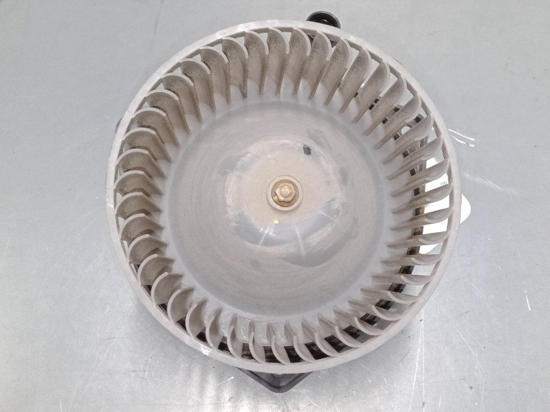 Recambio de motor calefaccion para daewoo kalos (klas) 1.2 referencia OEM IAM 4051026   Recambio de motor calefaccion para daewoo kalos (klas) 1.2 referencia OEM IAM 4051026