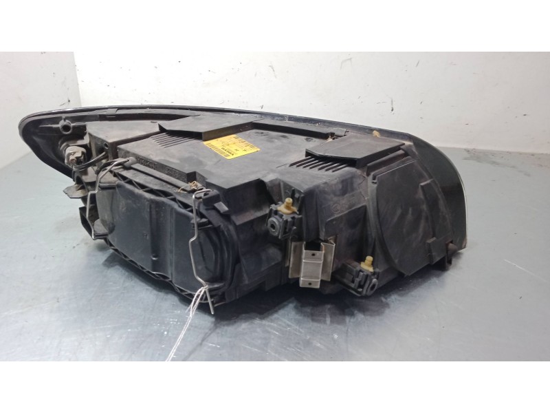Recambio de faro izquierdo para volvo v50 (545) 1.8 referencia OEM IAM 30698885       0301198203  