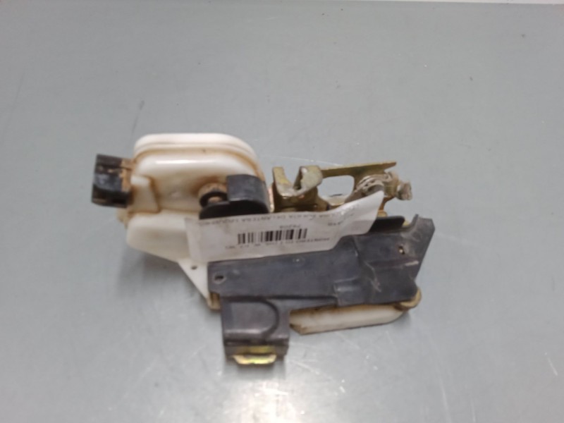 Recambio de cerradura puerta delantera izquierda para mitsubishi montero io i (h6_w, h7_w) 1.8 gdi (h66w, h76w) referencia OEM I