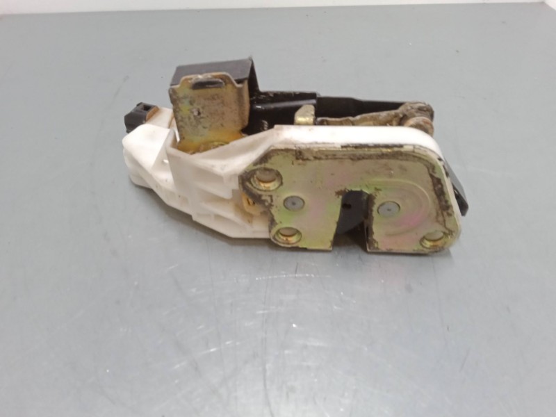 Recambio de cerradura puerta delantera izquierda para mitsubishi montero io i (h6_w, h7_w) 1.8 gdi (h66w, h76w) referencia OEM I