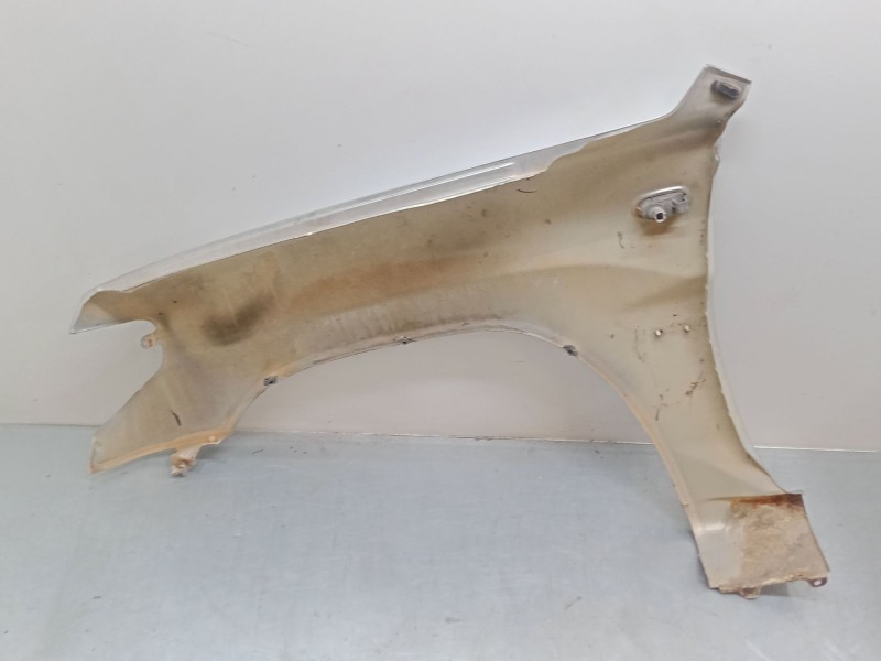 Recambio de aleta delantera derecha para mitsubishi montero io i (h6_w, h7_w) 1.8 gdi (h66w, h76w) referencia OEM IAM   