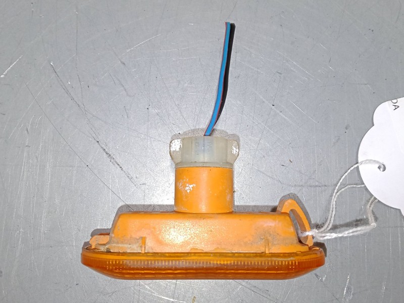 Recambio de intermitente delantero izquierdo para ford fiesta v (jh_, jd_) 1.4 16v referencia OEM IAM 2S6A-13K354-AD   Recambio de intermitente delantero izquierdo para ford fiesta v (jh_, jd_) 1.4 16v referencia OEM IAM 2S6A-13K354-AD
