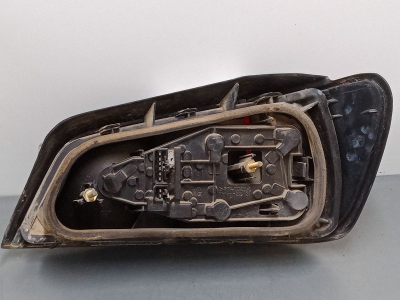 Recambio de piloto trasero izquierdo para peugeot 306 hatchback (7a, 7c, n3, n5) 1.4 referencia OEM IAM    Recambio de piloto trasero izquierdo para peugeot 306 hatchback (7a, 7c, n3, n5) 1.4 referencia OEM IAM