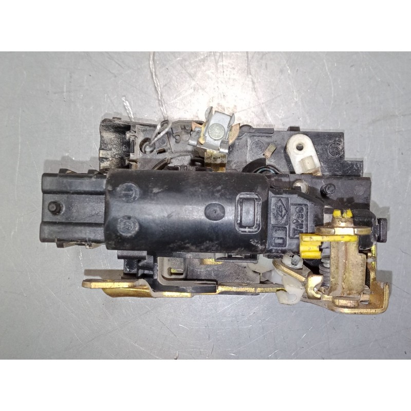 Recambio de cerradura puerta delantera derecha para renault kangoo (kc0/1_) 1.5 dci (kc08, kc09) referencia OEM IAM    Recambio de cerradura puerta delantera derecha para renault kangoo (kc0/1_) 1.5 dci (kc08, kc09) referencia OEM IAM