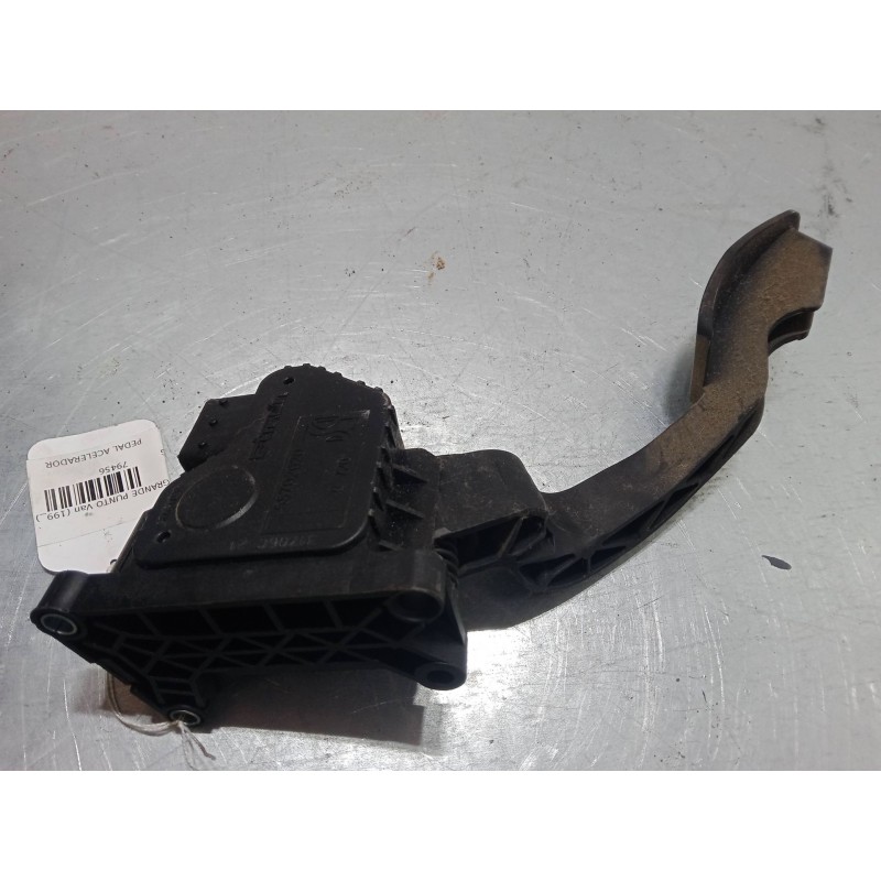 Recambio de pedal acelerador para fiat grande punto van (199_) 1.4 (199cxb1a, 199dxb1a) referencia OEM IAM 55702020  