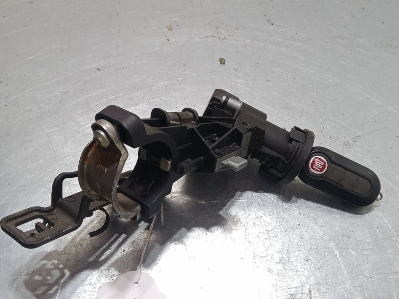 Recambio de clausor para fiat grande punto (199_) 1.2 referencia OEM IAM    Recambio de clausor para fiat grande punto (199_) 1.2 referencia OEM IAM