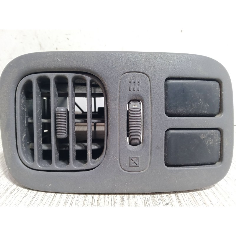 Recambio de aireador izquierdo para nissan pick up (d22) 2.5 d referencia OEM IAM   