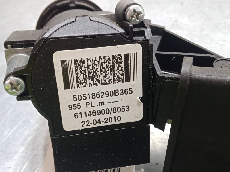 Recambio de clausor para fiat grande punto (199_) 1.2 referencia OEM IAM    Recambio de clausor para fiat grande punto (199_) 1.2 referencia OEM IAM