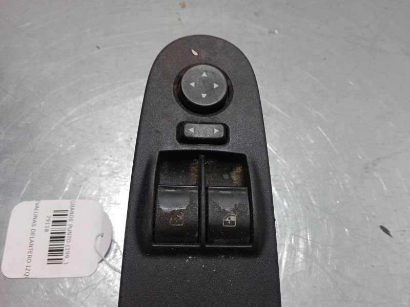 Recambio de mando elevalunas delantero izquierdo para fiat grande punto (199_) 1.2 referencia OEM IAM    Recambio de mando elevalunas delantero izquierdo para fiat grande punto (199_) 1.2 referencia OEM IAM