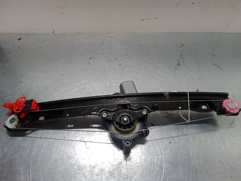 Recambio de elevalunas electrico izquierdo 3p para fiat grande punto (199_) 1.2 referencia OEM IAM 10R047135   Recambio de elevalunas electrico izquierdo 3p para fiat grande punto (199_) 1.2 referencia OEM IAM 10R047135