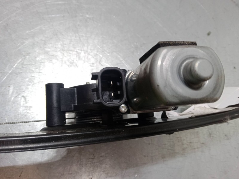 Recambio de elevalunas electrico izquierdo 3p para fiat grande punto (199_) 1.2 referencia OEM IAM 10R047135   Recambio de elevalunas electrico izquierdo 3p para fiat grande punto (199_) 1.2 referencia OEM IAM 10R047135