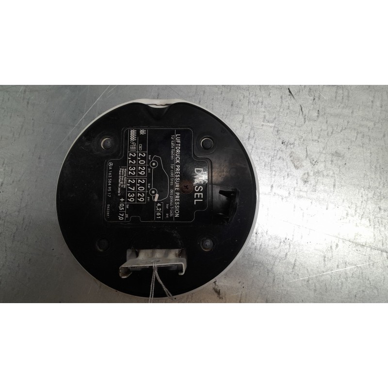 Recambio de tapa exterior combustible para mercedes-benz clase m (w163) ml 270 cdi (163.113) referencia OEM IAM 1635849517  