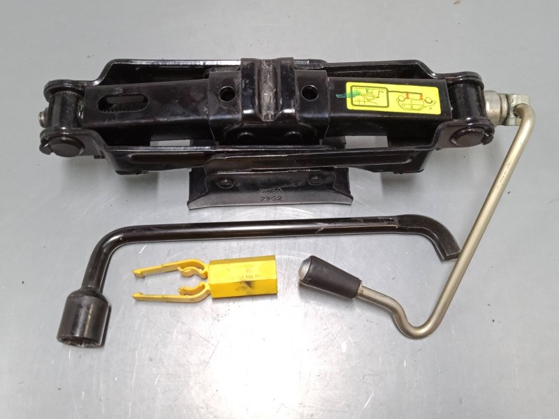 Recambio de gato para citroën c3 i (fc_, fn_) 1.4 hdi referencia OEM IAM   