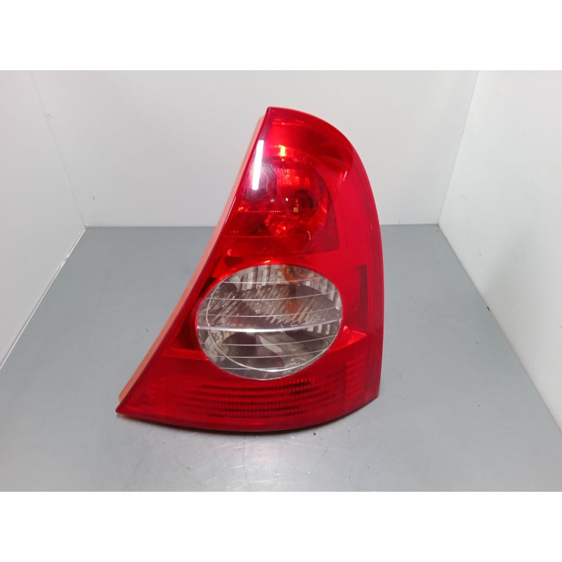 Recambio de piloto trasero derecho para renault clio ii (bb_, cb_) 1.5 dci (b/cb08) referencia OEM IAM   