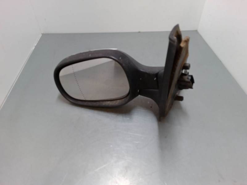 Recambio de retrovisor electrico izquierdo para renault clio ii (bb_, cb_) 1.5 dci (b/cb08) referencia OEM IAM    Recambio de retrovisor electrico izquierdo para renault clio ii (bb_, cb_) 1.5 dci (b/cb08) referencia OEM IAM