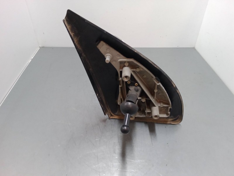 Recambio de retrovisor izquierdo para chevrolet aveo / kalos hatchback (t200) 1.2 referencia OEM IAM    Recambio de retrovisor izquierdo para chevrolet aveo / kalos hatchback (t200) 1.2 referencia OEM IAM