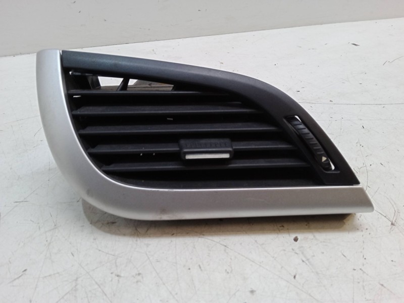 Recambio de aireador izquierdo para peugeot 207/207+ (wa_, wc_) 1.4 16v referencia OEM IAM   