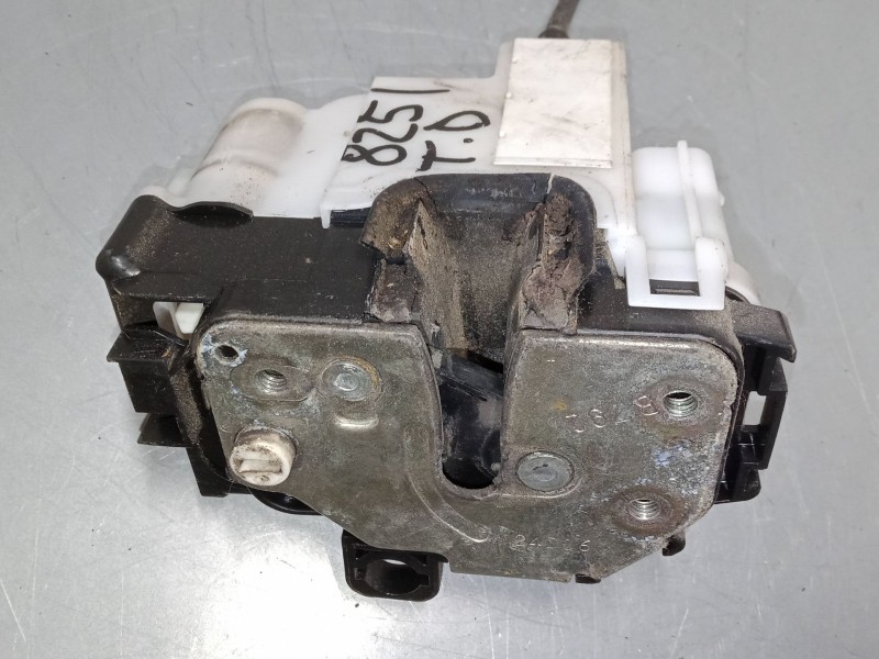 Recambio de cerradura puerta trasera derecha para fiat panda / panda classic (169_) 1.4 (169axe1b) referencia OEM IAM 46803514  