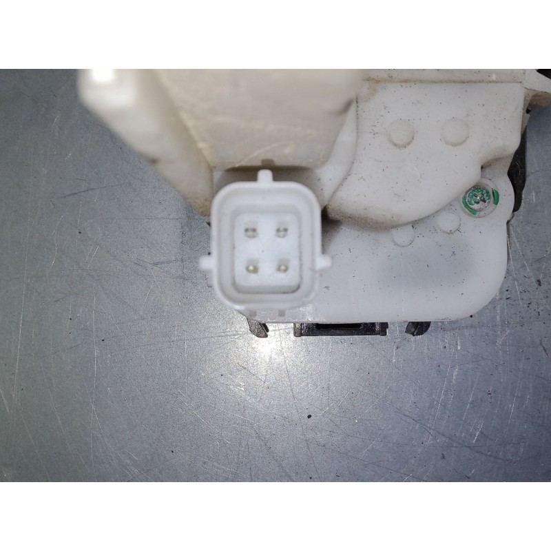 Recambio de cerradura puerta trasera derecha para fiat panda / panda classic (169_) 1.4 (169axe1b) referencia OEM IAM 46803514  