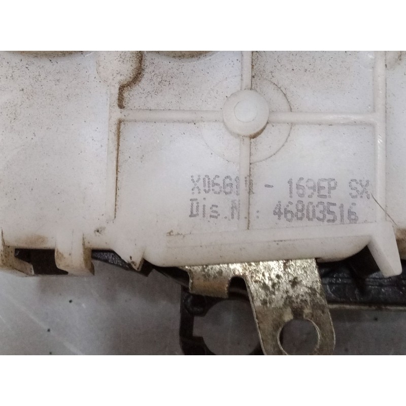 Recambio de cerradura puerta trasera izquierda para fiat panda / panda classic (169_) 1.4 (169axe1b) referencia OEM IAM 46803516