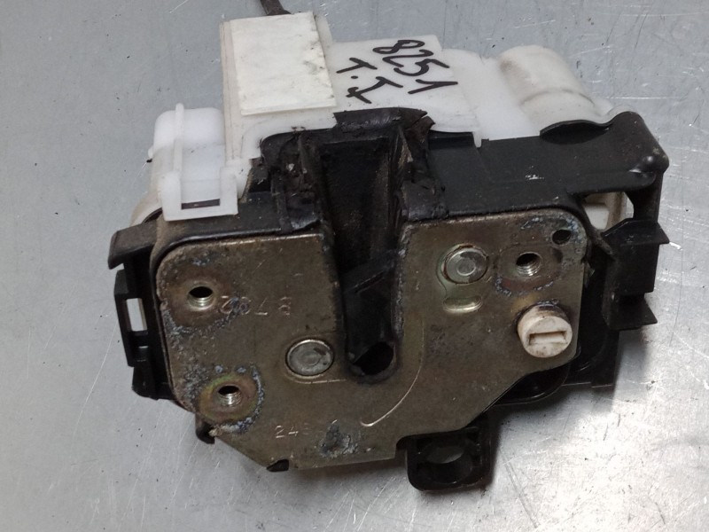 Recambio de cerradura puerta trasera izquierda para fiat panda / panda classic (169_) 1.4 (169axe1b) referencia OEM IAM 46803516