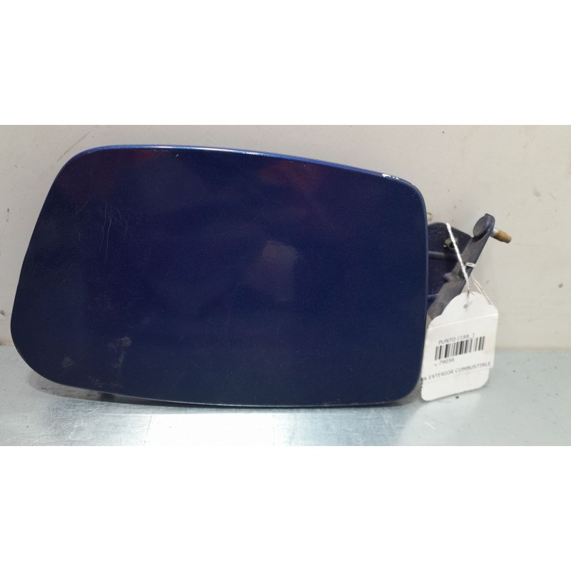 Recambio de tapa exterior combustible para fiat punto (188_) 1.2 60 (188.030, .050, .130, .150, .230, .250) referencia OEM IAM   Recambio de tapa exterior combustible para fiat punto (188_) 1.2 60 (188.030, .050, .130, .150, .230, .250) referencia OEM IAM