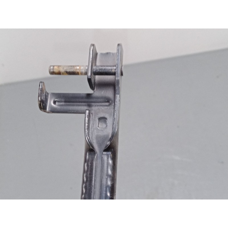 Recambio de brazo limpia delantero izquierdo para peugeot 407 (6d_) 1.6 hdi 110 (6d9hzc, 6d9hyc) referencia OEM IAM   