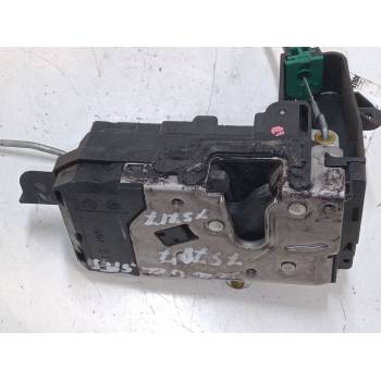 CERRADURA PUERTA DELANTERA IZQUIERDA 13210748 