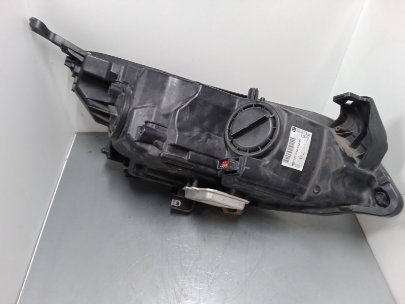 Recambio de faro izquierdo xenon para opel astra j (p10) 1.7 cdti (68) referencia OEM IAM 13253650LH  1TZ010012-01